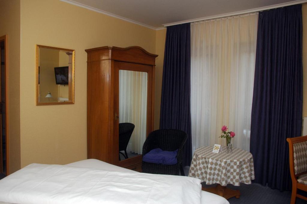 Hotel Lindemann Bad Nauheim Kamer foto